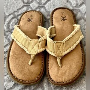 Mossimo Tan Frayed Flip Flops ~ Women’s Size 6